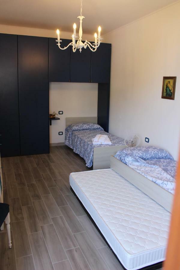 Seaview Apartment Monterosso, Cinque Terre Монтеросо ал Маре Екстериор снимка